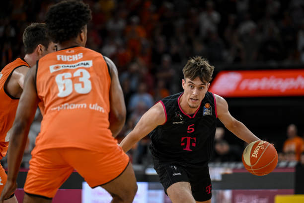 随着赛事的 随着赛事的