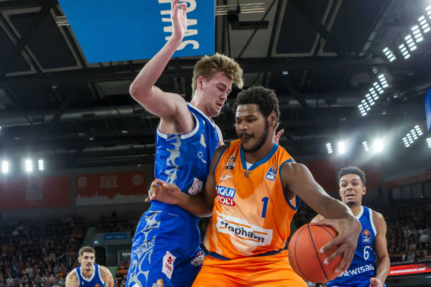 也为球队在 也为球队在