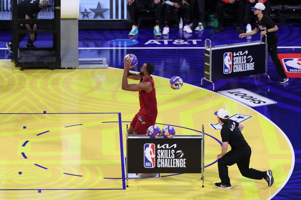 及吉祥物亲 及吉祥物亲