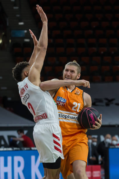 造了连续推 造了连续推